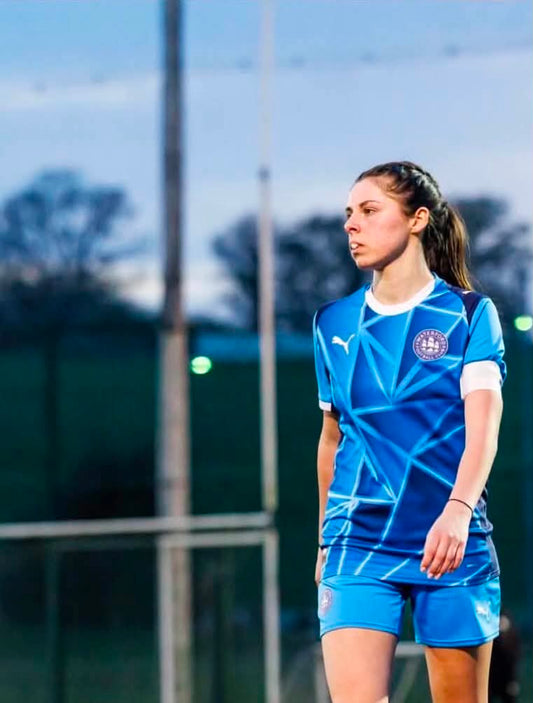 Gaffney Grabs Points for Girls